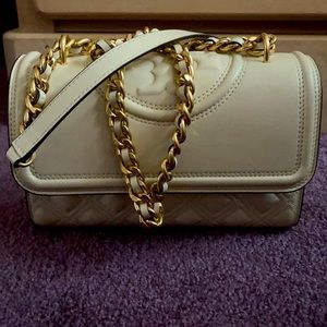 Tory Burch FLEMING MATTE SHOULDER BAG